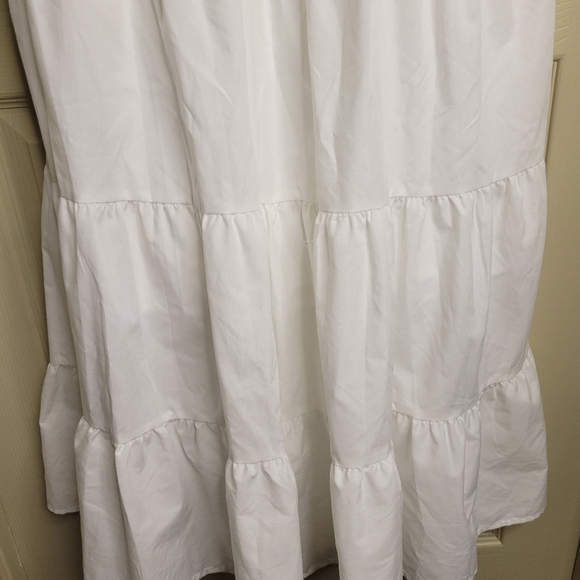 White Puff Sleeve Maxi Dress - Picture 5 of 8